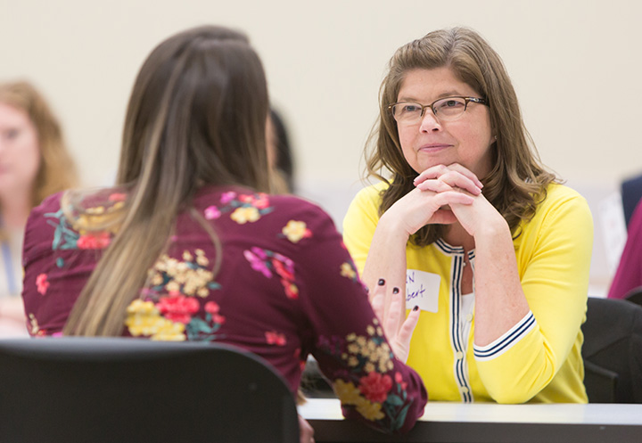 The UW School of Pharmacy Networking Roundtable Event is an opportunity for pharmacy students to meet pharmacists who work in variety of career paths to learn about different areas of pharmacy and practice networking skills.