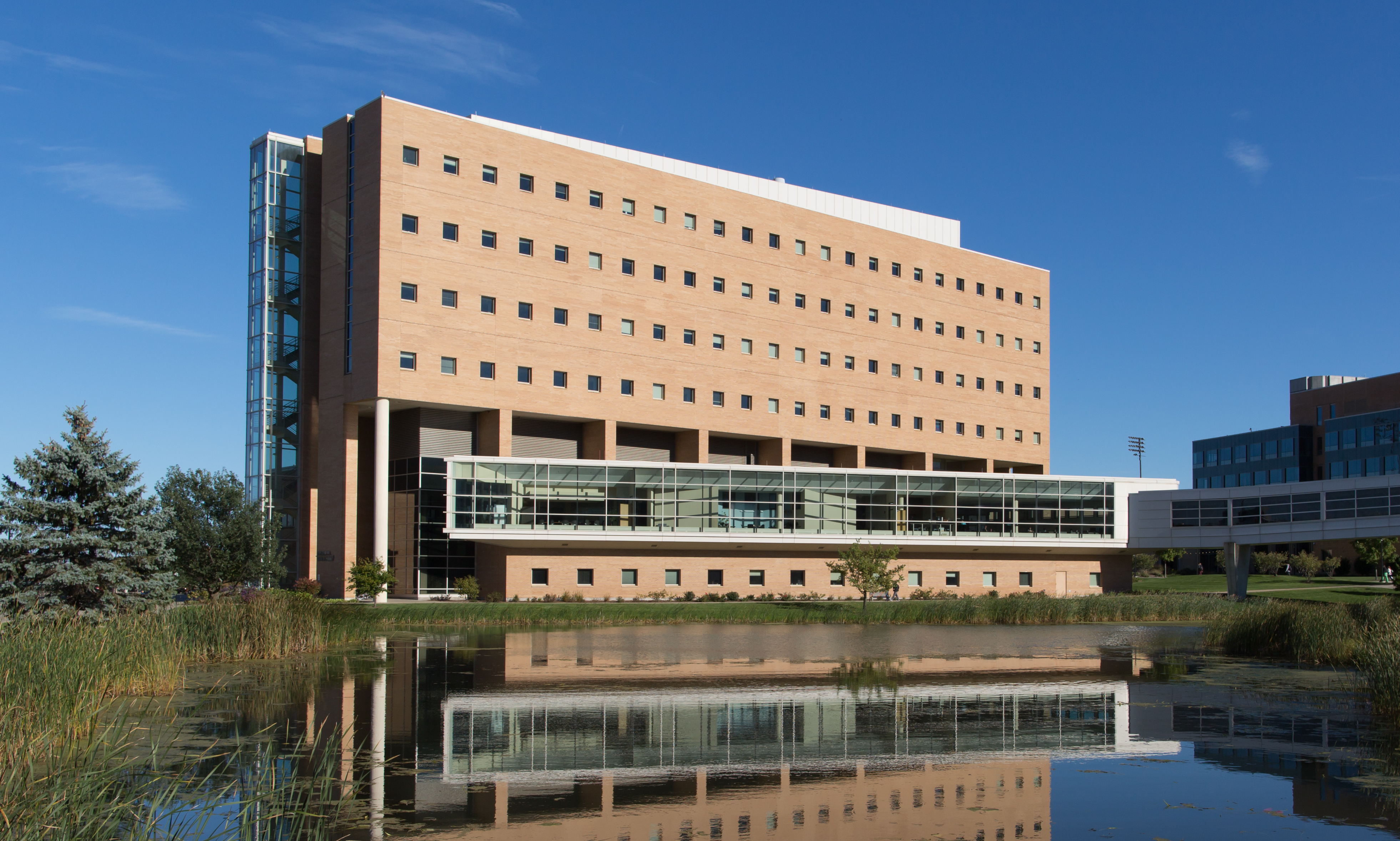 Rennebohm Hall, home of the UW-Madison School of Pharmacy, sits on the west side of campus in the heart of the health sciences hub
