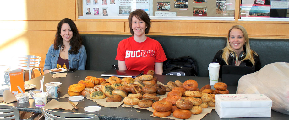 Phi Kappa Psi students sell bagels as a fundraiser